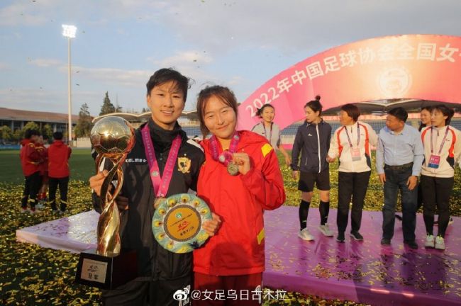 独家明星面对面 直击电影路演、探秘幕后花絮、对话主创团队，更有各大影视盛典、电影节红毯独家呈现。
